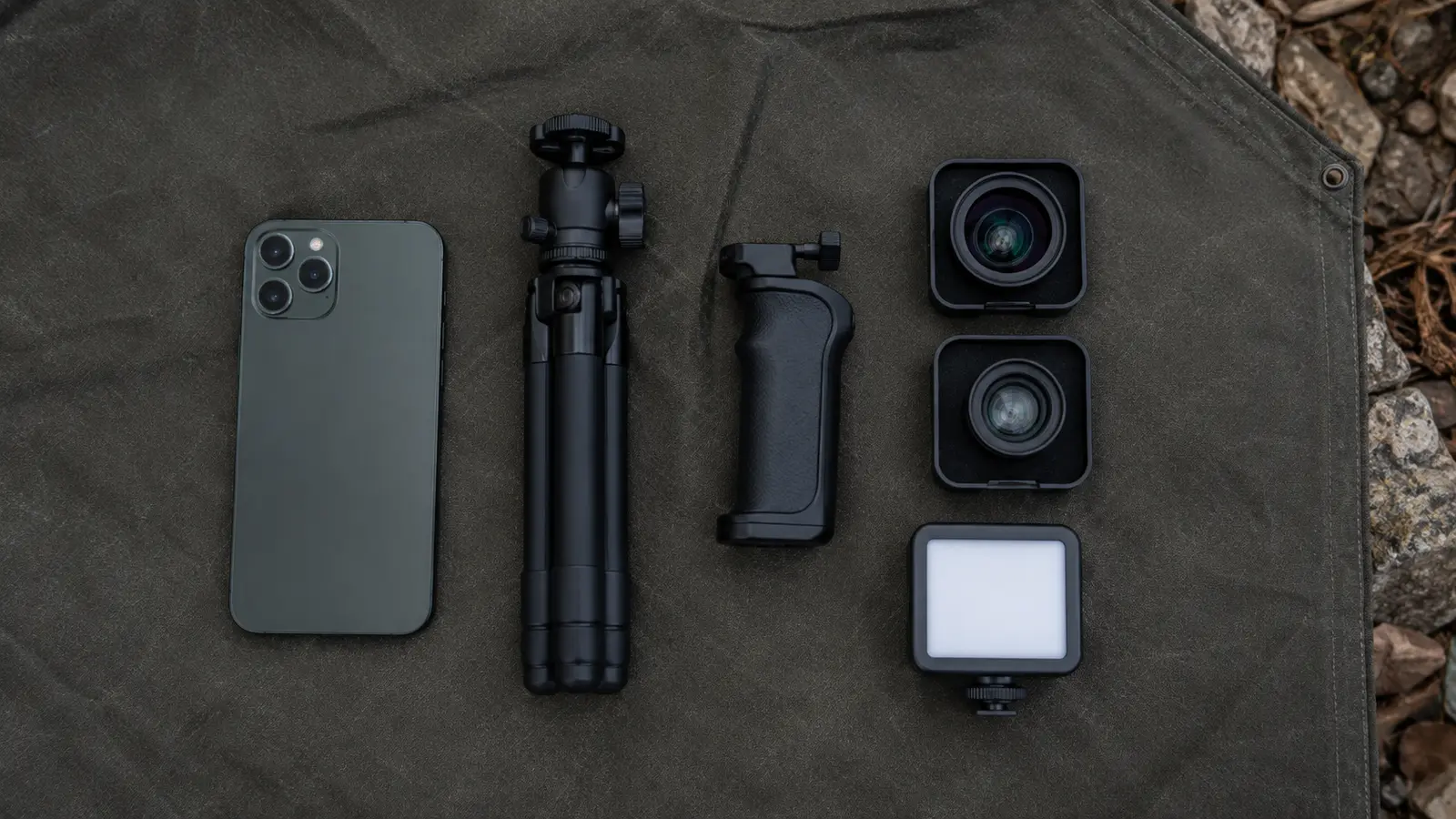 Essential Mobile Photography Gear Reviews: Top Smartphone Camera Accessories