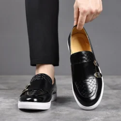 Mens Brown Crocodile Embossed Leather Monk Strap Loafers Slip On Casual Shoes With Double Buckles And White Sole For Daily Wear