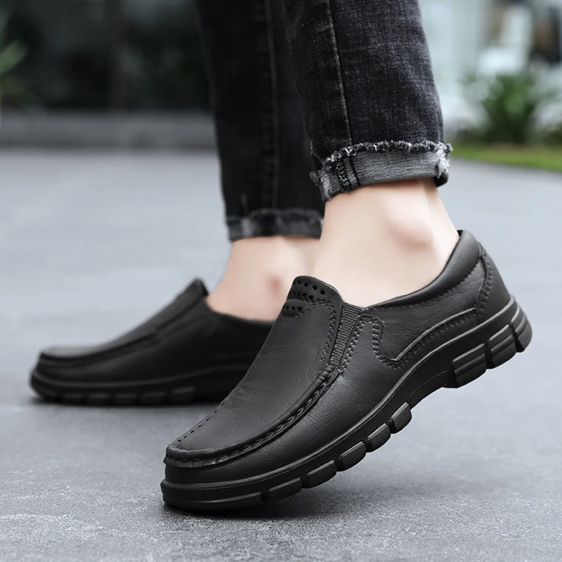 Chef shoes four seasons new anti slip oil resistant plus size business casual men's work EVA shoes fashion comfort soft soled - Image 3