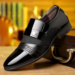 Men's Slip On Business Shoes Glossy Pointed Toe Uniform Modern Office Shoes Suitable for Office Evening Party
