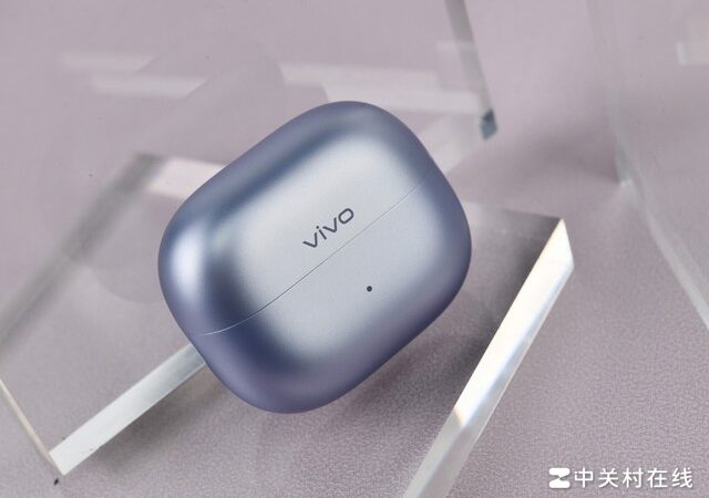Vivo Buds Clip open-ear clip-style wireless earbuds