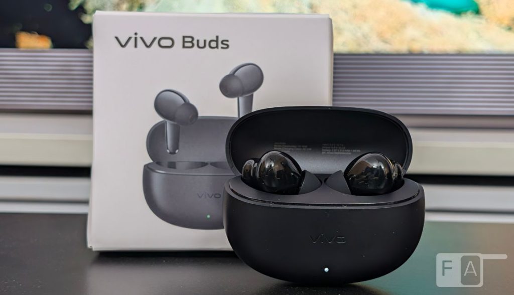 vivo Buds wireless earbuds and charging case